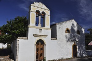 Kleine Kirchen findet man überall auf Paxos.