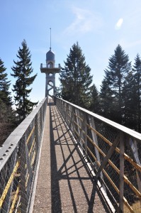 Der Zugang zum Aussichtsturm auf dem Chaumont