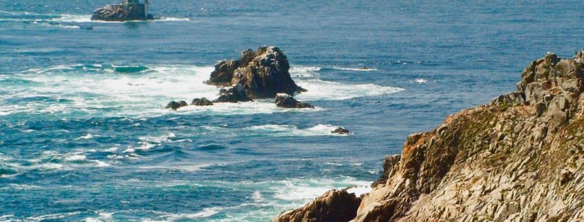 Wilde Strömungen an der Pointe du Raz. Eine Herausforderung für Skipper.