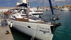 Charteryacht von Alboran Charter im Hafen von Sa Rapita auf Mallorca beim privaten Sommertörn 2014